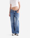 Roots Levi's Low Loose Womens Jeans - MEDIUM BLUE