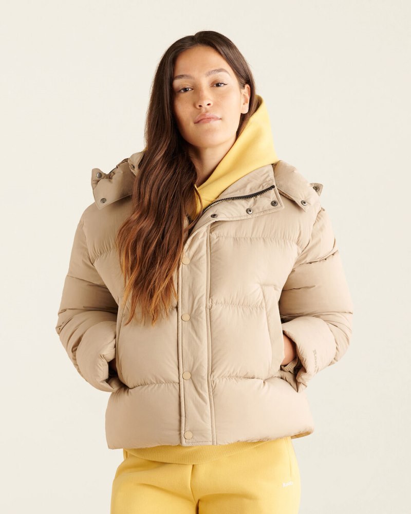 Roots Down Short Puffer Jacket - FLAXSEED